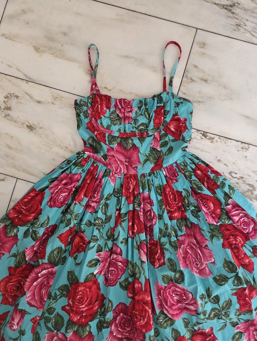 Bernie Dexter Paris Style Red And Pink Large Rose Print Swing Dress Size M - Picture 3 of 8
